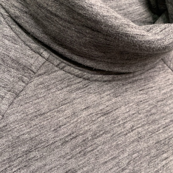 Lululemon Turtleneck Sweatshirt - Picture 2 of 8
